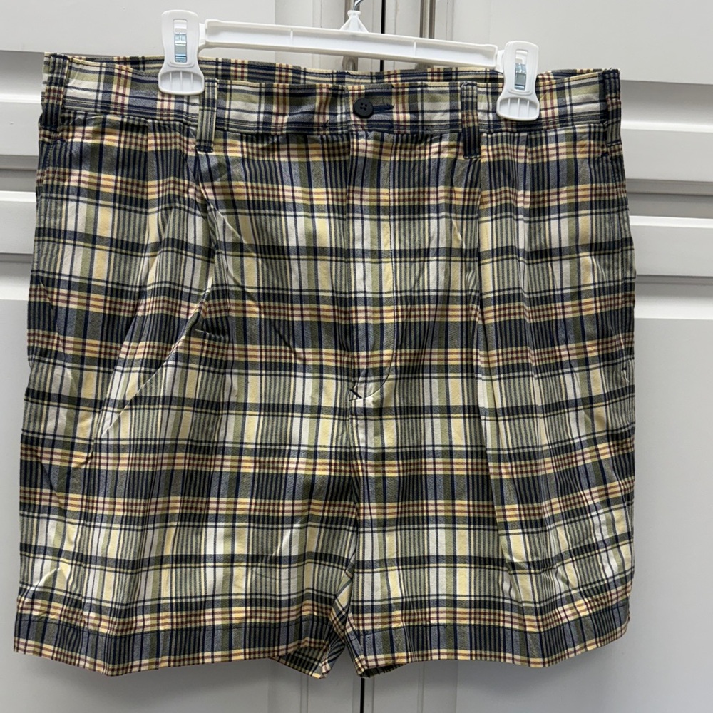 Jos. A. Bank Black and Tan Plaid Men's Shorts